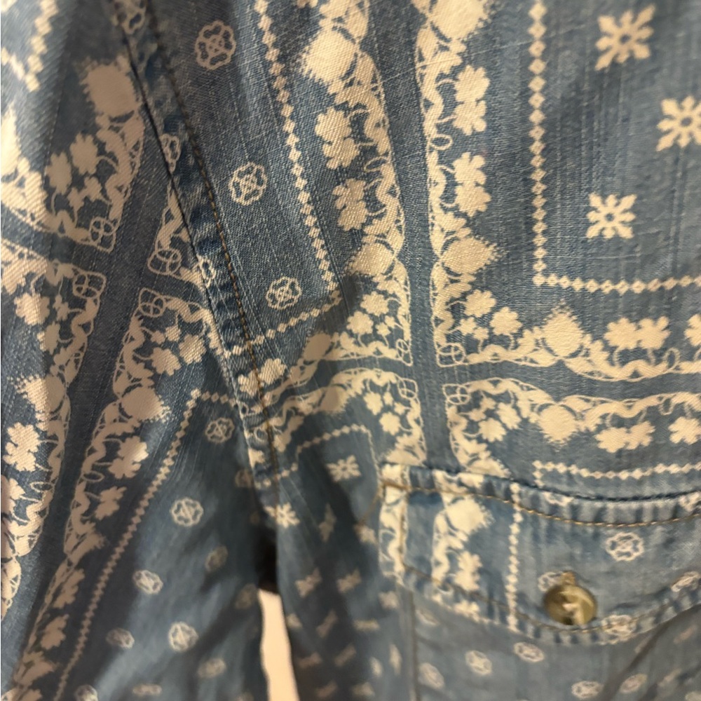 Thread And Supply Patterned Denim Chambray Button… - image 3